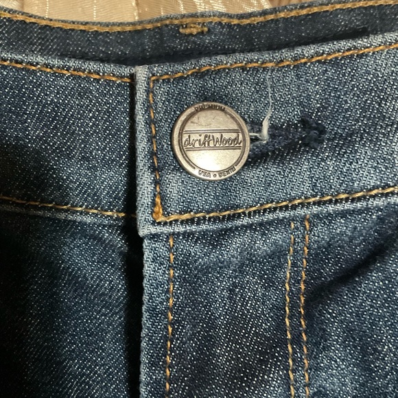 Driftwood Marilyn Lila Rose Embroidered Jeans 28 EUC - Picture 4 of 11